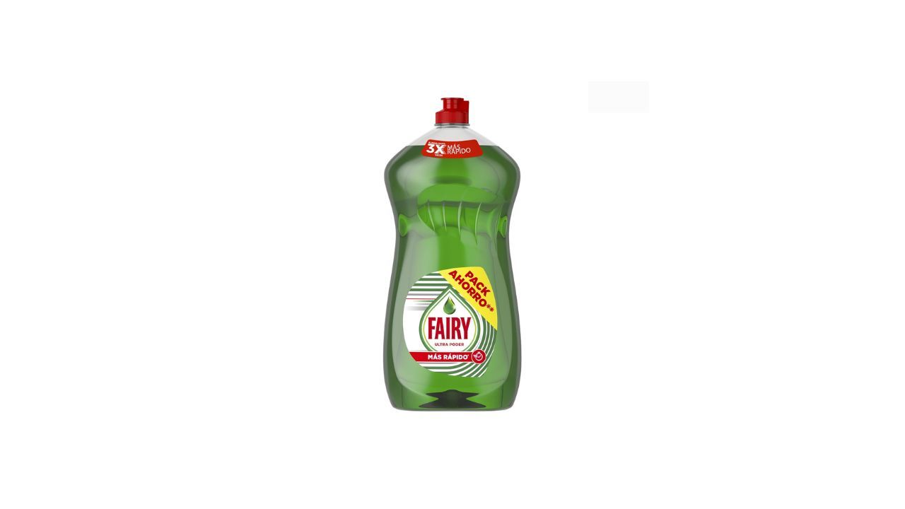 Fairy Ultra es uno de esos productos que no necesitan presentaci�n. Su poder desengrasante permite lavar muchos platos con poca cantidad. Es un b�sico del hogar que siempre se usa, por lo que aprovecharlo a buen precio tiene todo el sentido.