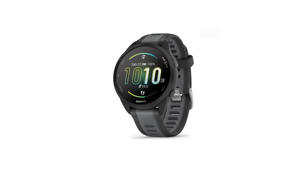 El Garmin Forerunner 165 es el modelo ideal para corredores que ya entrenan de forma constante y quieren m�s datos. Incorpora pantalla t�ctil AMOLED, m�tricas optimizadas y Garmin Pay. Aqu� ya hablamos de an�lisis m�s profundo del rendimiento. Si buscas mejorar tiempos y tener m�s control sobre tu progreso sin irte a la gama alta, es uno de los modelos m�s equilibrados.