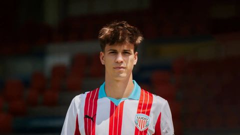 Hugo Pascual, central y lateral zurdo del Club Deportivo Lugo 2026-2027.
