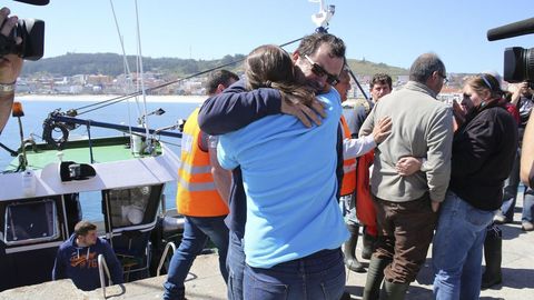 Llegada de los n�ufragos del  pesquero Centolo con base en Muxia