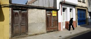 La calle Abeledos es una de las zonas del casco antiguo que hasta ahora quedaron fuera del �rea de rehabilitaci�n integral. 