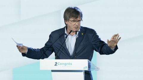 Imagen de archivo de Carles Puigdemont durante el segundo congreso de JxCat en Francia.