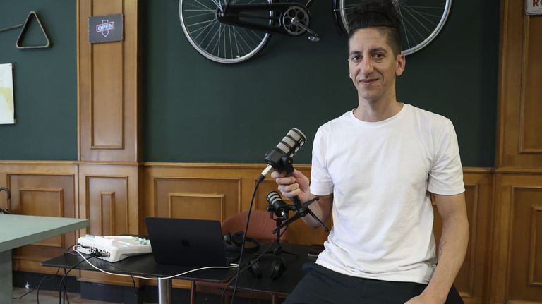 David Esquenazi: �Los propios vecinos narran su historia�