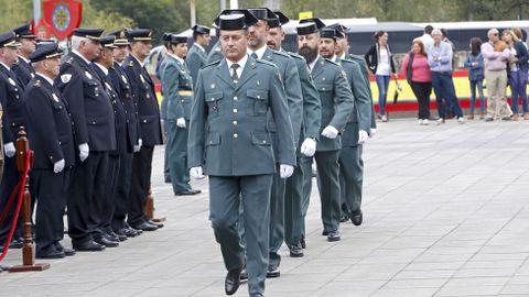 Fiesta de la Guardia Civil. Imposici�n de medallas