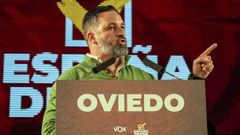 El l�der de Vox, Santiago Abascal, durante su intervenci�n en un acto de precampa�a en Oviedo.