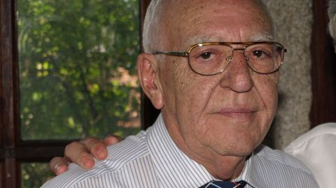 Jos� Adolfo Almui�a, en un homenaje que le hicieron sus compa�eros de la Ajupol en el a�o 2019.