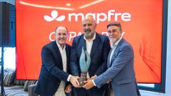 De izquierda a derecha: Rafael Gil, Jaime Mart�nez y Javier Ol�as