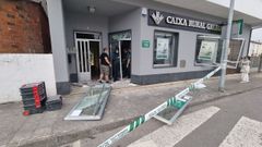 As qued la oficina de Caixa Rural en Castro Ribeiras de Lea tras ser asaltada utilizando explosivos. 