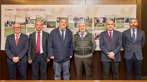 De derecha a izquierda: Jos� Luis Rey, Emilio Rial, Jes�s Quint�, Manuel G�mez-Franqueira �lvarez, Manuel G�mez-Franqueira Otero y Alberto Requejo.