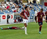 Tubo yace sobre el c�sped.