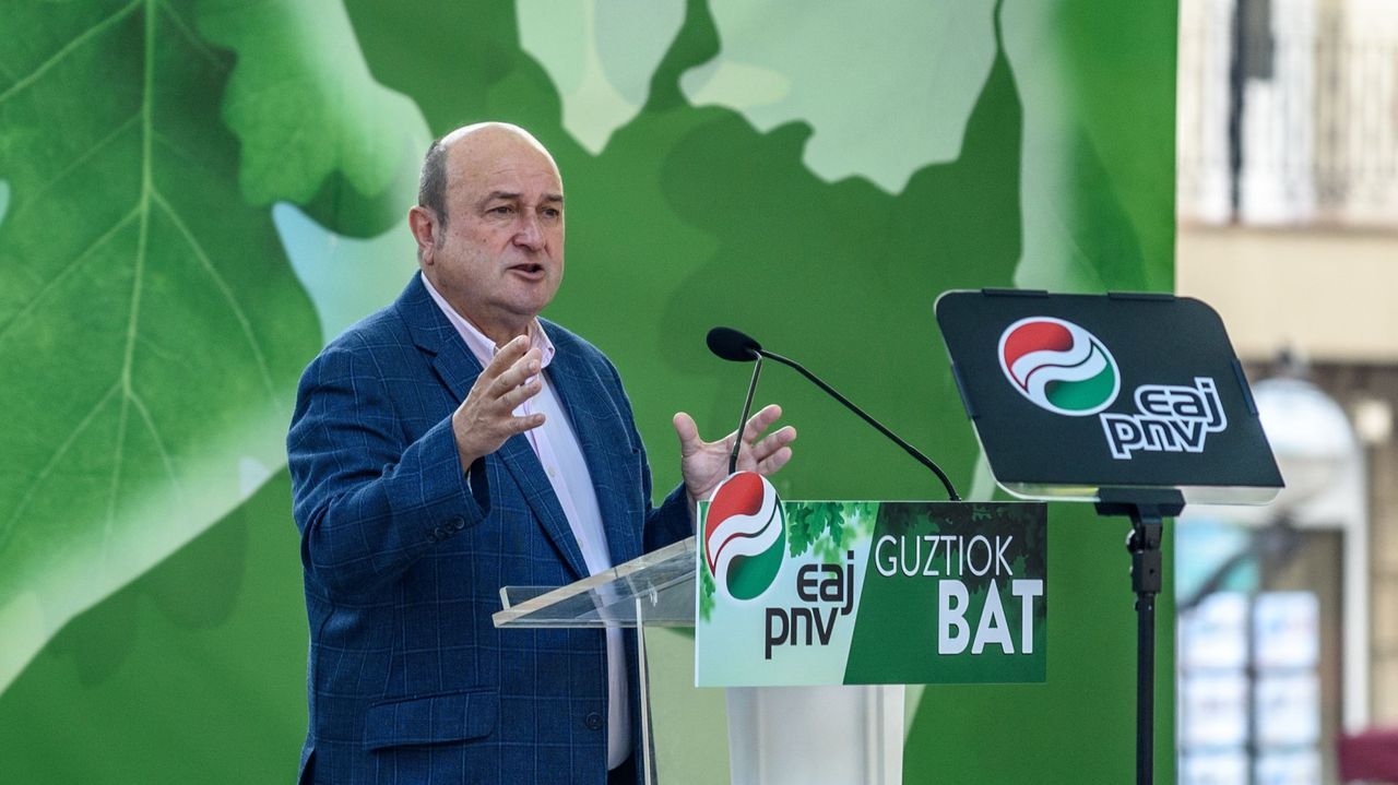 El PNV se reafirma en su posición de no facilitar una investidura de Feijoo