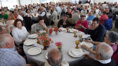COMIDA DE LOS MAYORES EN PORTO DO SON 2025