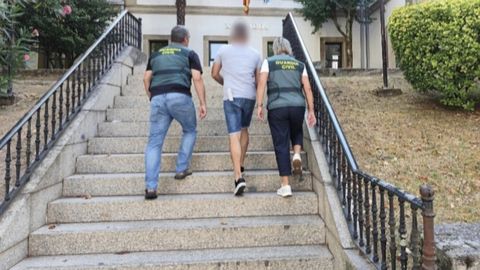 Imagen del detenido cuando pasó a disposición de los juzgados de Ponteareas