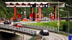 Cabinas de peaje de la AP-9 en el acceso desde Redondela que desemboca en el tramo m&aacute;s caro por kil&oacute;metro de todo el vial.