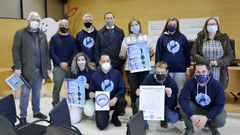 Presentaci�n de la semana solidaria a favor de la Asociaci�n contra el C�ncer del club de nataci�n Escualos