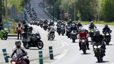 Imagen de archivo de una concentraci�n de motoristas para protestar por el mal estado de los guardarra�les y del firme de las carreteras.