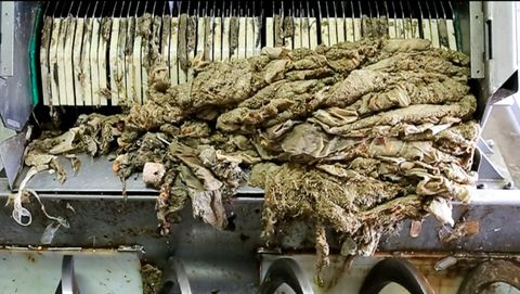 Toallitas, preservativos o incluso mascarillas llegan a trav�s de las aguas residuales. Se retiran en la fase de pretratamiento