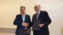 El conselleiro de Educaci�n, Rom�n Rodr�guez, y el rector de Vigo, Manuel Reigosa