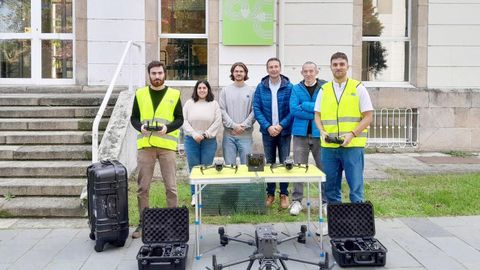 Equipo del Ifcae y Aerolab que participan en la operadora de drones