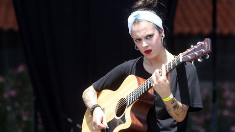 Pauli�a actuar� en la sesi�n verm� en la Praza Roxa