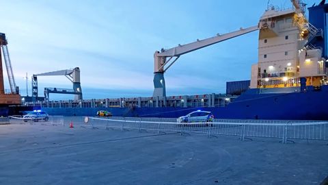 El mercante HC Eva Marie refugiado en el puerto de Vigo