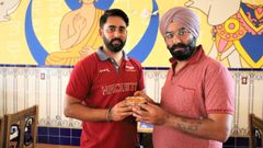 Los indios Karan y Vicky, de Namaste India