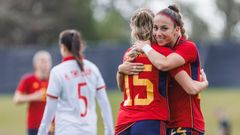 La exdeportivista Athenea del Castillo anot� uno de los nueve goles.