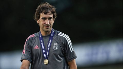 Ral Gonzlez.Ral Gonzlez, entrenador del Real Madrid Castilla