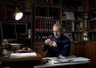 La pasi�n de Jos� Antonio Garc�a por la numism�tica se remonta a su ni�ez.