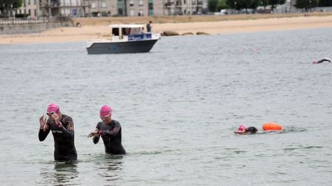  Traves�a a Nado Illa de R�a organizada por la asociaci�n contra el cancer de Ribeira 2026