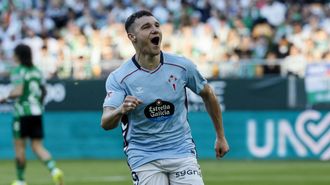 Ferran Jutgl�, celebrando el gol que abri� el marcador en el Betis-Celta de este domingo.