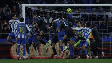 El Deportivo encaj el 1-2 en un saque de esquina