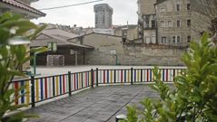 El patio del colegio Curros Enr�quez, sin ni�os.