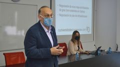 El rector y �nico candidato, Manuel Reigosa, este martes, en la Facultade de Ciencias da Educaci�n e do Deporte de Pontevedra