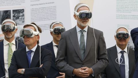 El rey Felipe, durante el acto de celebraci�n del 125 aniversario de Iberdrola, este lunes en la Galer�a de cristal del Palacio de Cibeles en Madrid