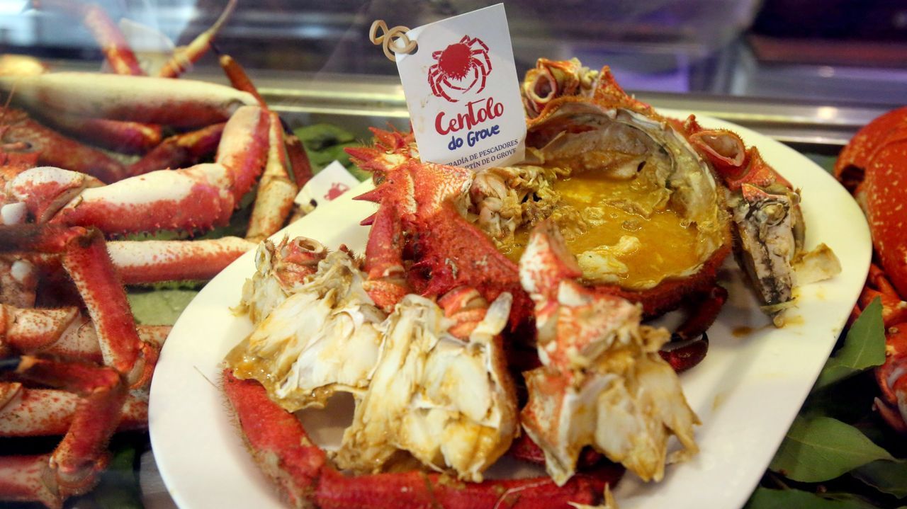 Emgrobes se lanza a conquistar turistas con la centolla de O Grove