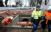 Trabajos en uno de los grandes pozos que se ejecutan en la parte central de la alameda de Suanzes.