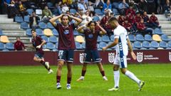 Partido de la primera vuelta entre Pontevedra y Tenerife 