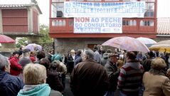 Manifestaci�n en A Gra�a por el cierre del consultorio