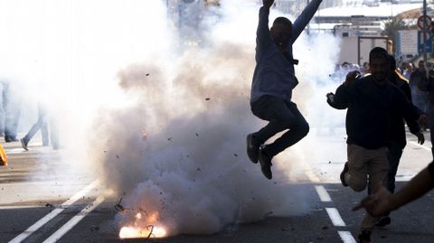 Taxistas contra Uber y Cabify