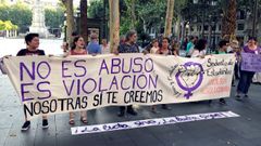 Manifestacin en Sevilla para celebrar la decisin del Supremo de elevar de nueve a quince aos la pena de prisin para los miembros de la Manada