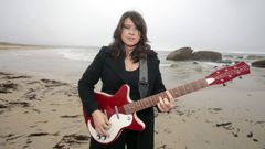 Carolina Rubirosa � a cantautora que deleitar� coas s�as interpretaci�ns hoxe en Vilanova