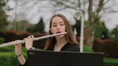 Aldara P�rez, adem�s de tener su propio negocio, imparte clases particulares de m�sica