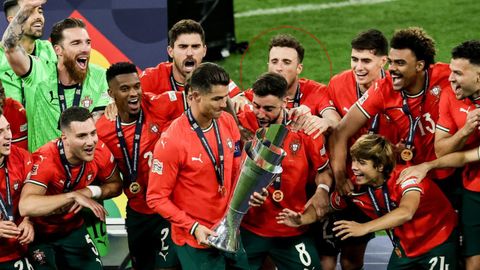 Diogo, rodeado con un círculo rojo, celebrando la Nations League con el combinado portugués el pasado 8 de junio.