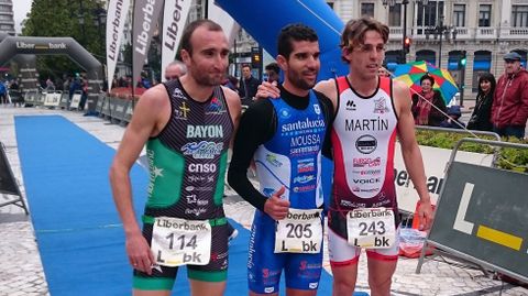 Podium masculino del Duatl�n de Oviedo.Podium masculino del Duatl�n de Oviedo