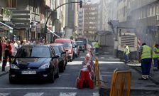 Imagen de los trabajos ayer en las inmediaciones del cruce con la ronda de Outeiro.