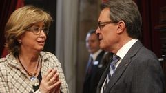 El presidente de la Generalitat, Artur Mas, charla con la consellera de Ense�anza, Irene Rigau