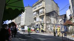 Aspecto que ten�a la r�a da Pravia horas despu�s del incendio