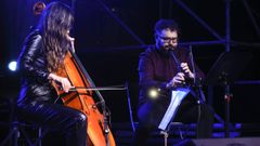 A violonchelista Margarida Mari�o e o multiinstrumentista Abraham Cupeiro, en concerto no pasado San Froil�n