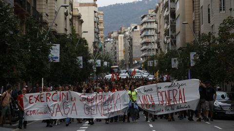 Huelga en Catalu�a. Manifestaci�n de Arran, organizaci�n juvenil vinculada a la CUP